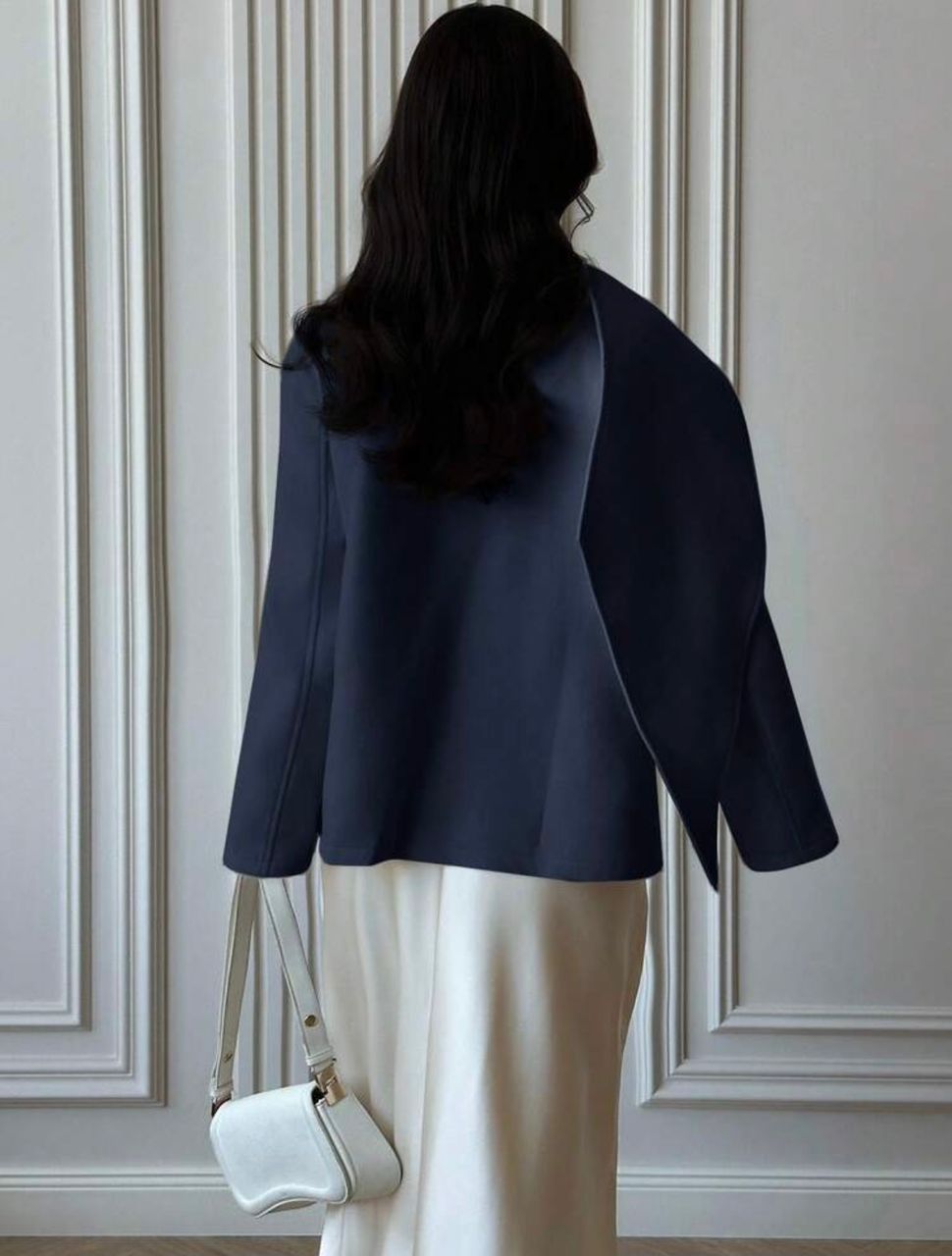 Manteau Élégant Asymétrique – Fermoir Bouton Doré